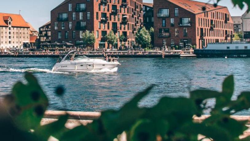 Krøyers Plads by the Copenhagen waterfront