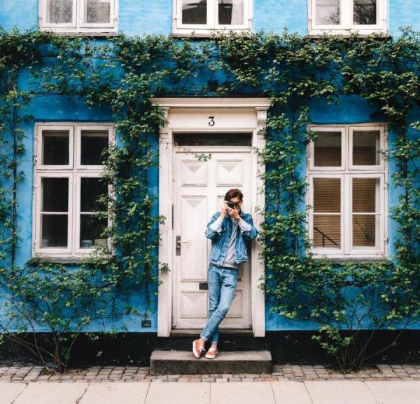 Blue colourful house in Copenhagen