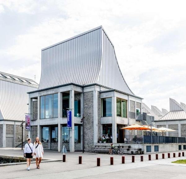 Aalborg Waterfront Utzon Center